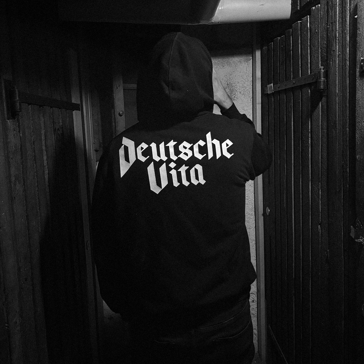 Kapuzenpulli „RÜCKEN“